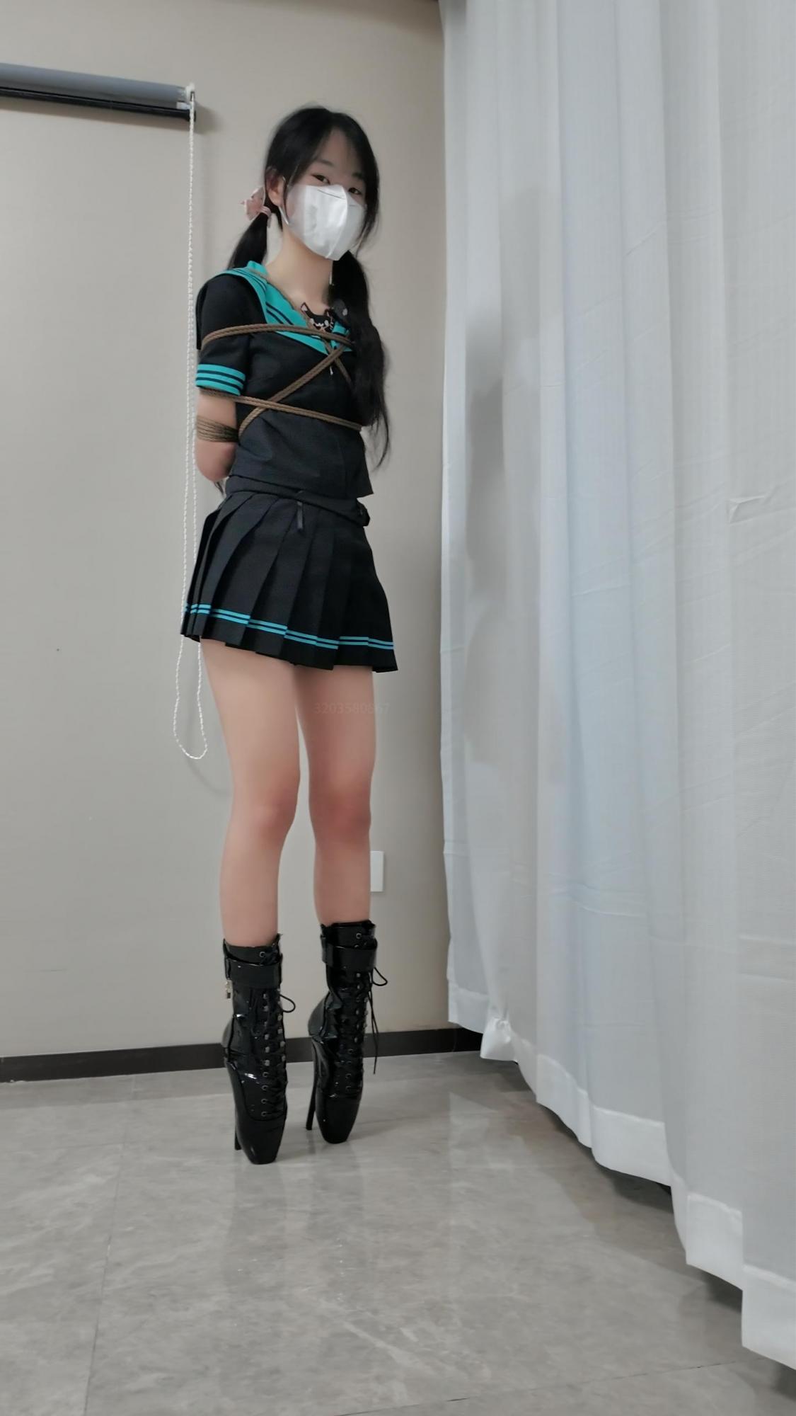 极限观音18cm芭蕾高跟鞋罚站 颤颤巍巍的保持平衡 极限观音18cm芭蕾高跟鞋罚站 颤颤巍巍的保持平衡