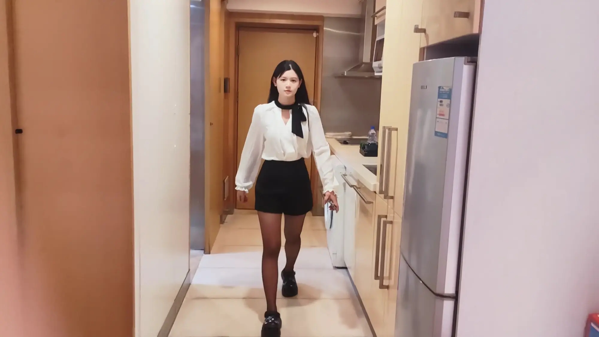 【卡斯】教训女总裁