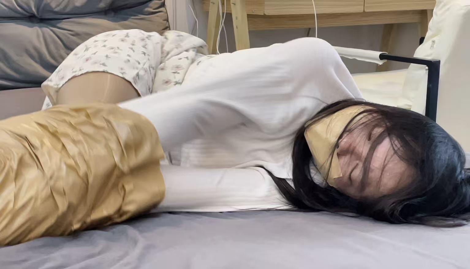 小沐与一卷胶带 小沐与一卷胶带