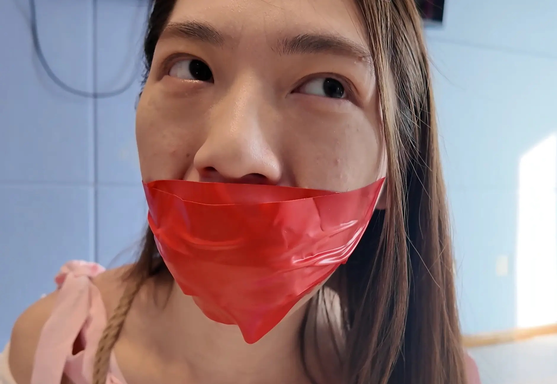 汉服学姐被捆绑带走 汉服学姐被捆绑带走