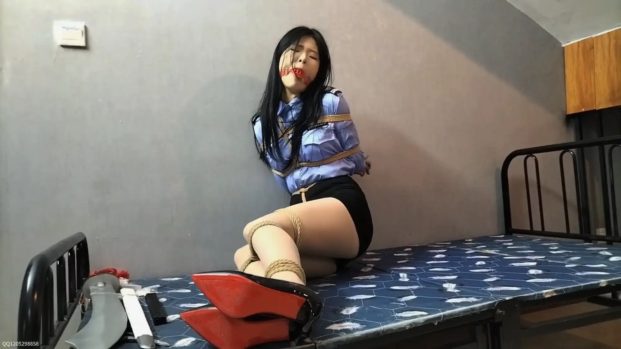 在游戏开始之前·失陷被俘的小蛇搜查官