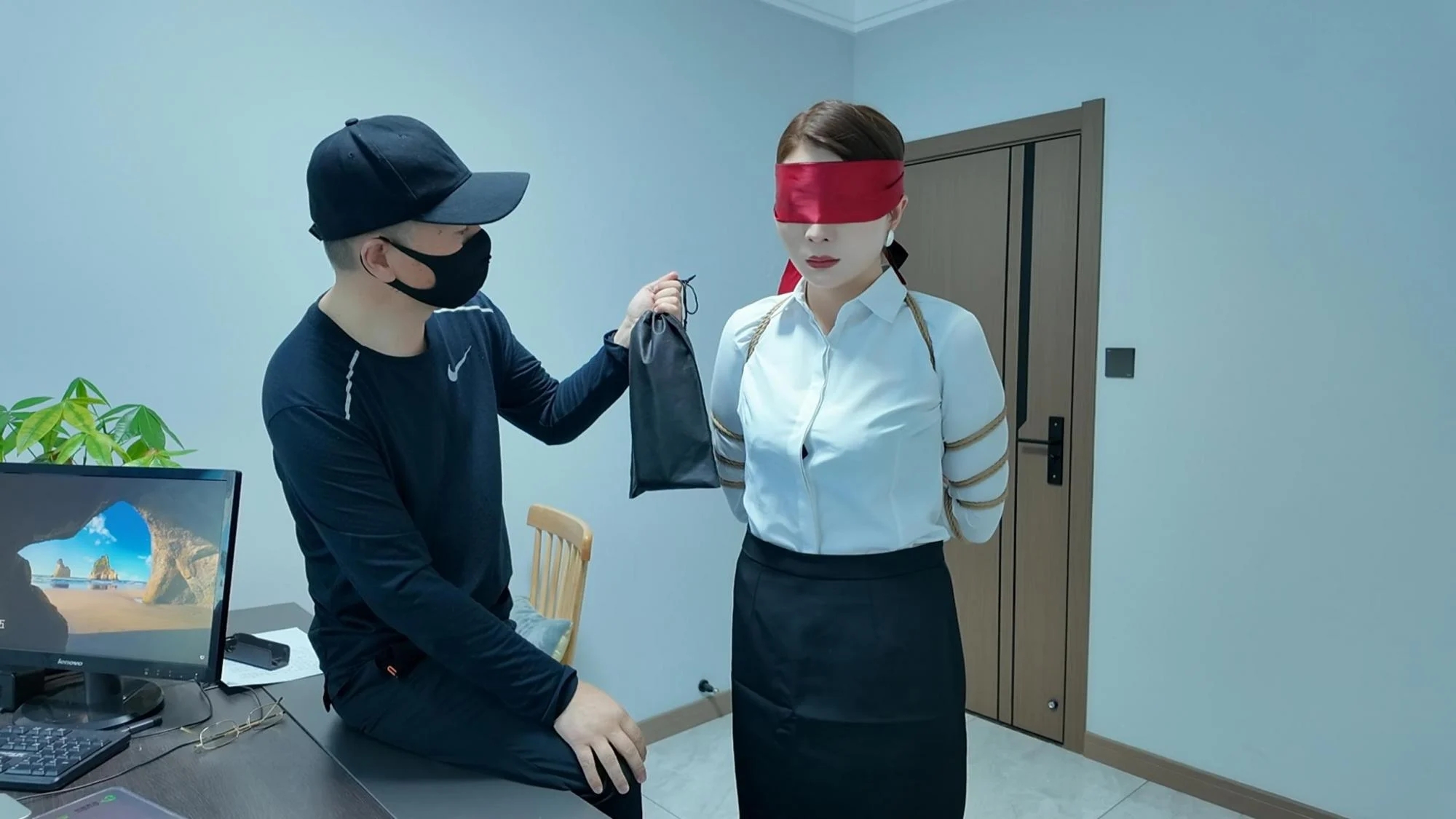 女经理自嗨续集下 女经理自嗨续集下