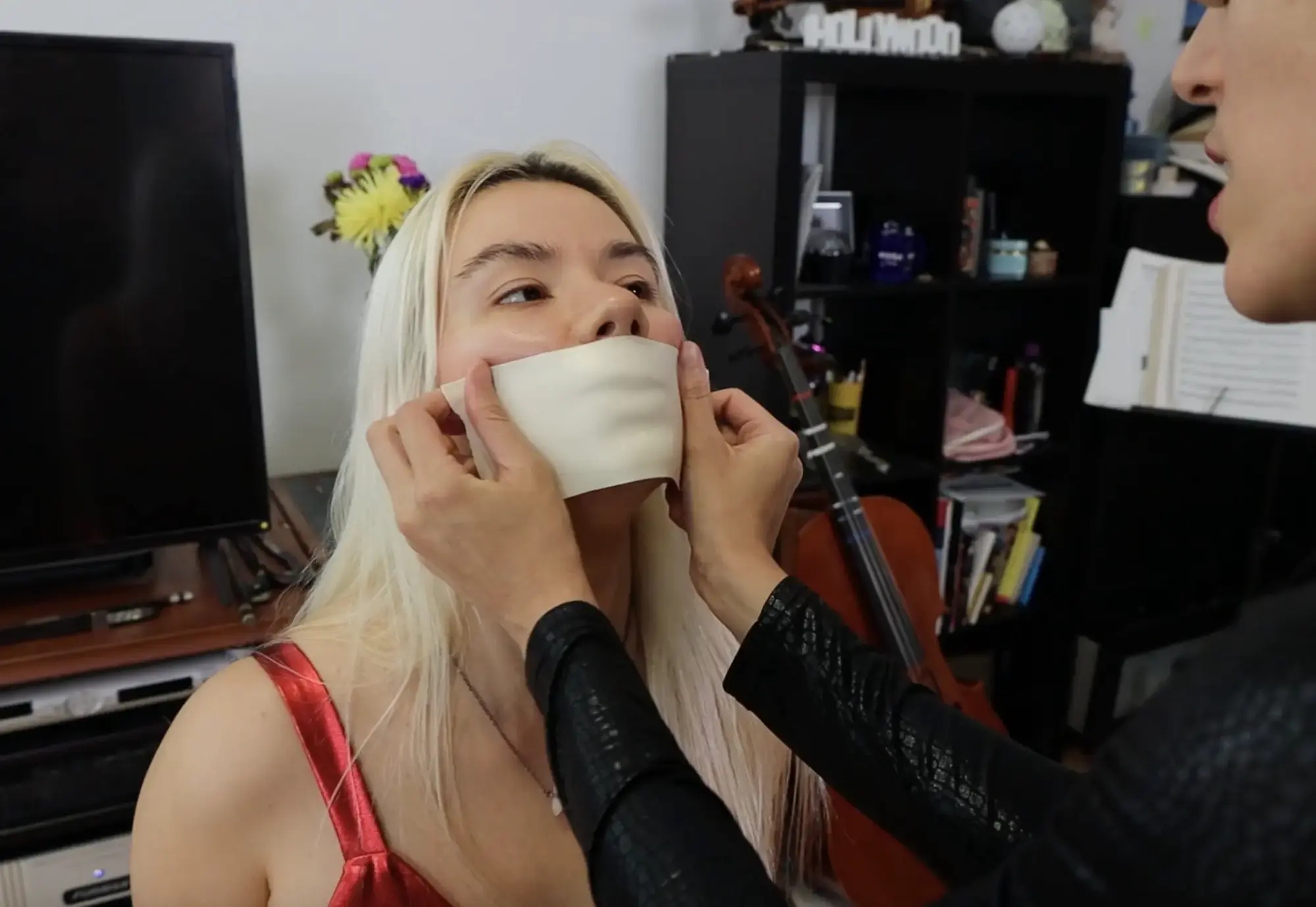 Angelica Coralvine is a femme fatale captured by detective Khrystal but swears to her captor that at Angelica Coralvine is a femme fatale captured by detective Khrystal but swears to her captor that at