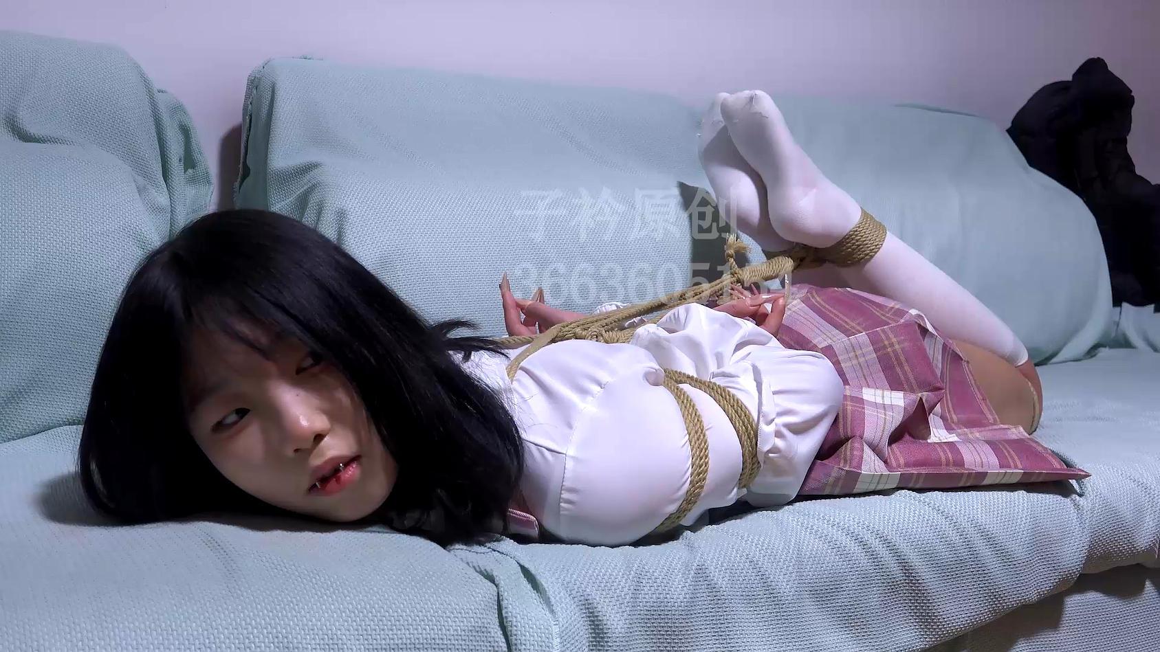 菜菜 驷马 电击 TK 挠脚 菜菜 驷马 电击 TK 挠脚