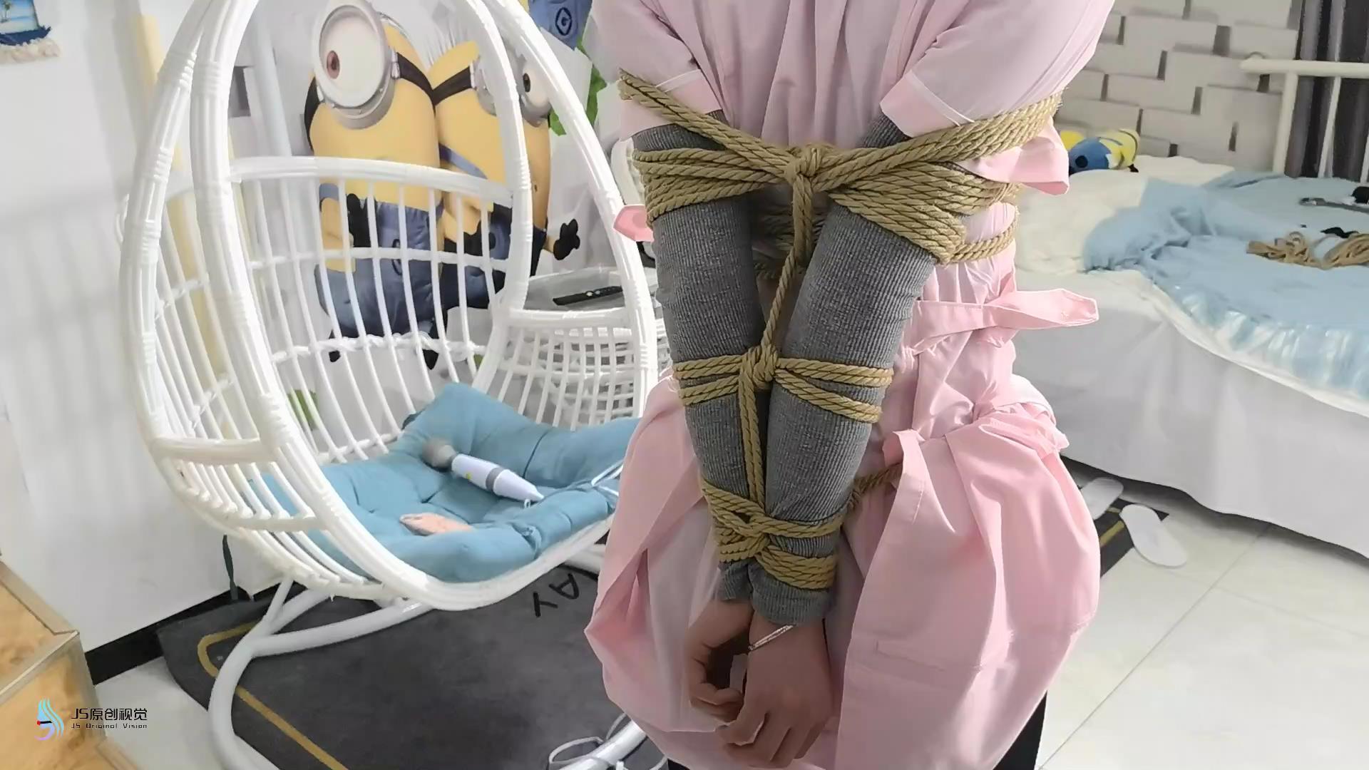 【JS】【欣妍】《诊所风波》护士因没穿工鞋而引发的一场风波/口球堵嘴/直臂捆绑/皮质脚铐 【JS】【欣妍】《诊所风波》护士因没穿工鞋而引发的一场风波/口球堵嘴/直臂捆绑/皮质脚铐