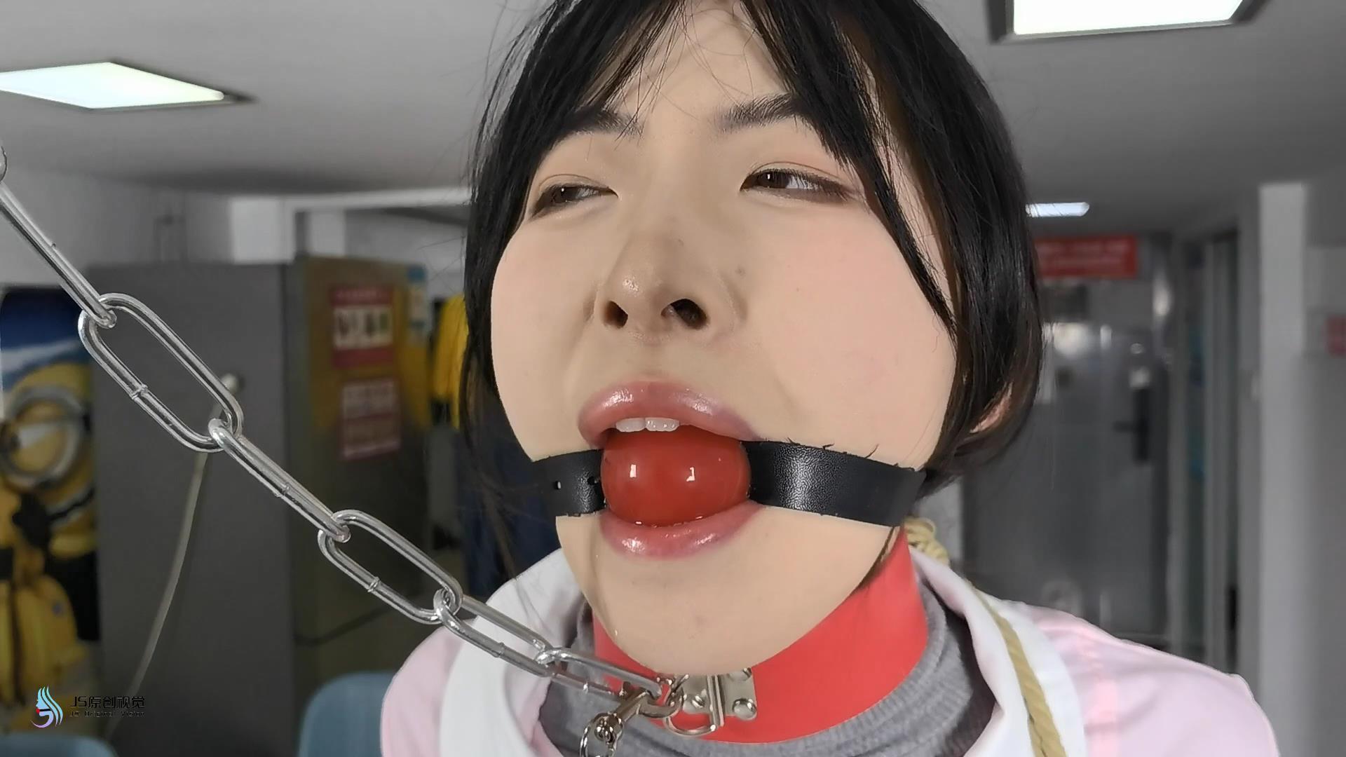 【JS】【欣妍】《诊所风波》护士因没穿工鞋而引发的一场风波/口球堵嘴/直臂捆绑/皮质脚铐 【JS】【欣妍】《诊所风波》护士因没穿工鞋而引发的一场风波/口球堵嘴/直臂捆绑/皮质脚铐