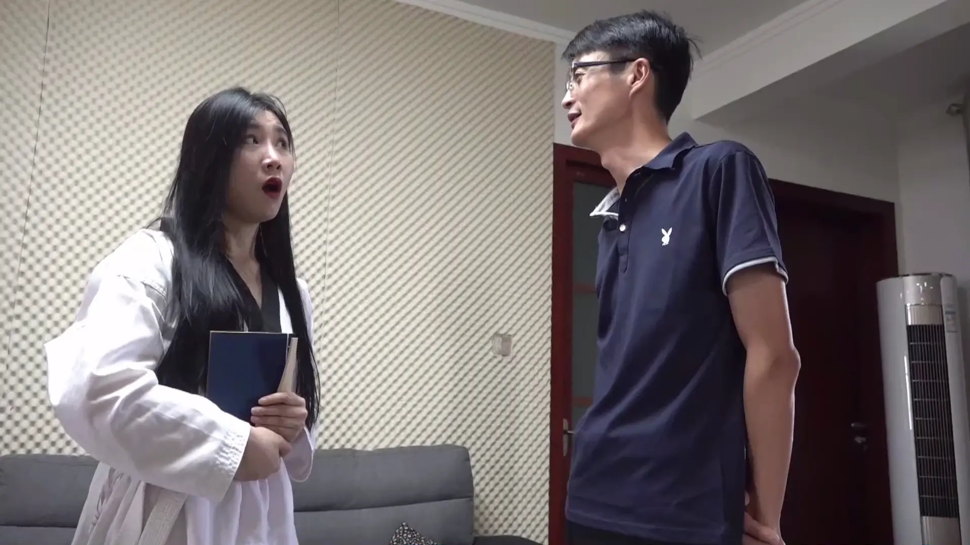 吴晗被点穴控制操纵 吴晗被点穴控制操纵