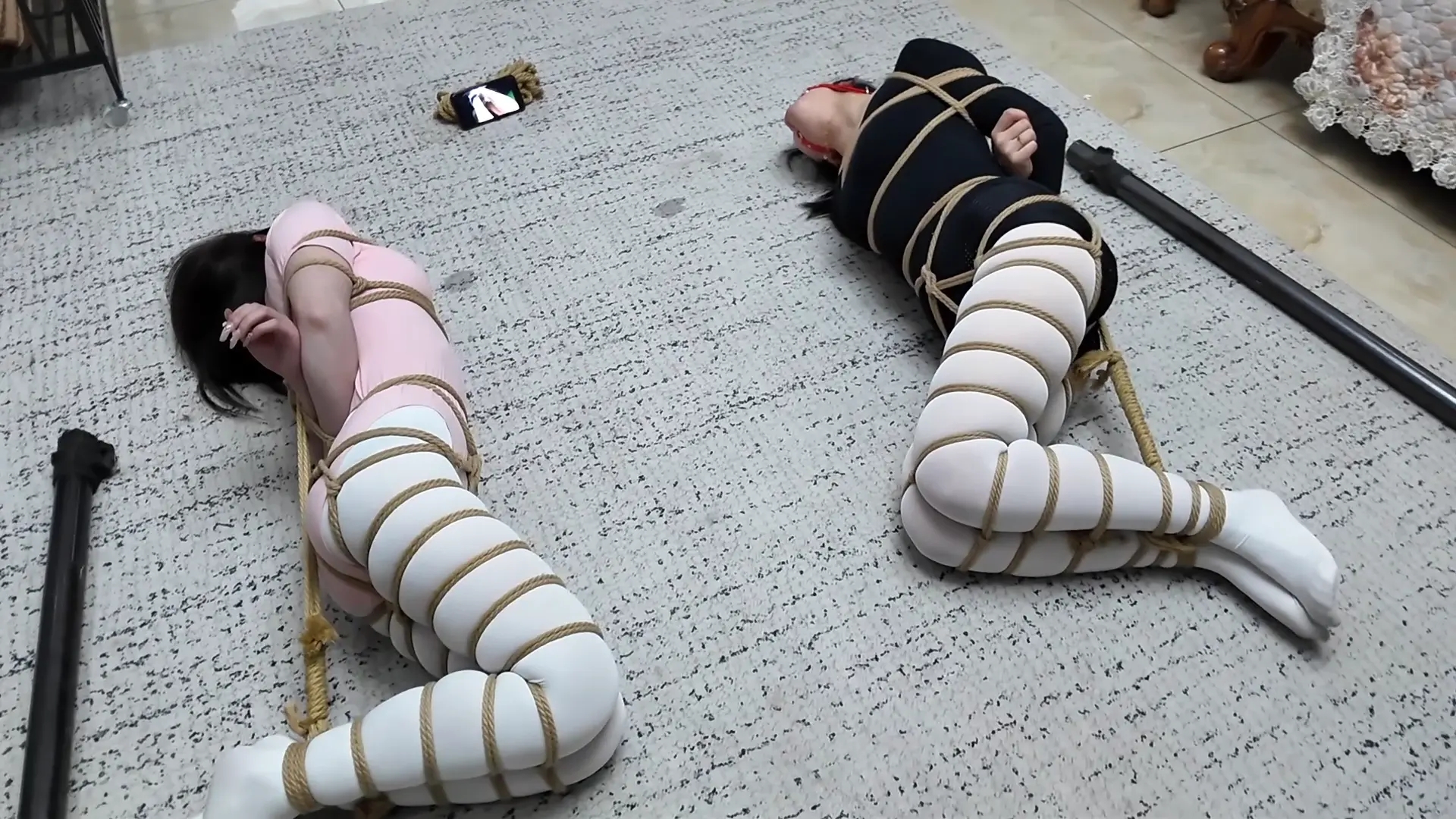 枫叶定制母女题材片《绳疗③—母女的训练》(附访谈) 枫叶定制母女题材片《绳疗③—母女的训练》(附访谈)