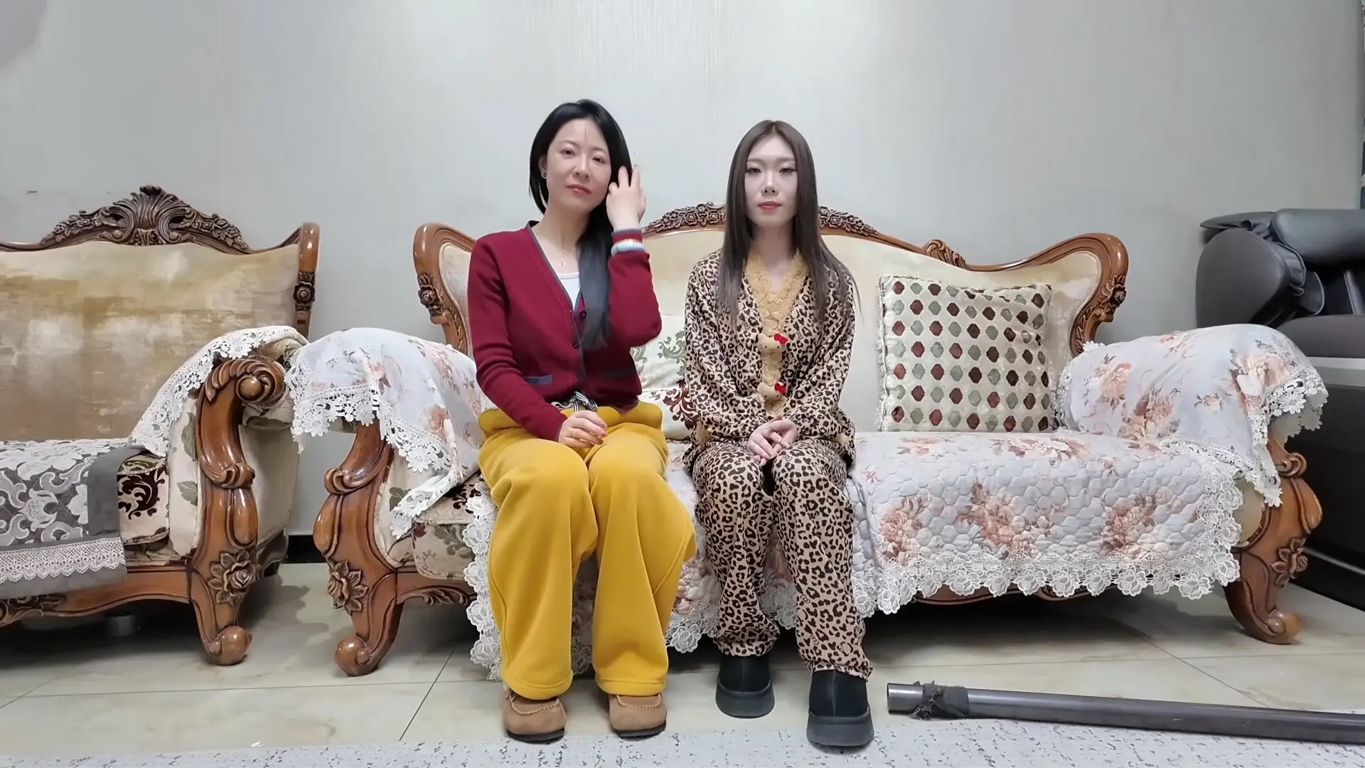 枫叶定制母女题材片《绳疗③—母女的训练》(附访谈) 枫叶定制母女题材片《绳疗③—母女的训练》(附访谈)