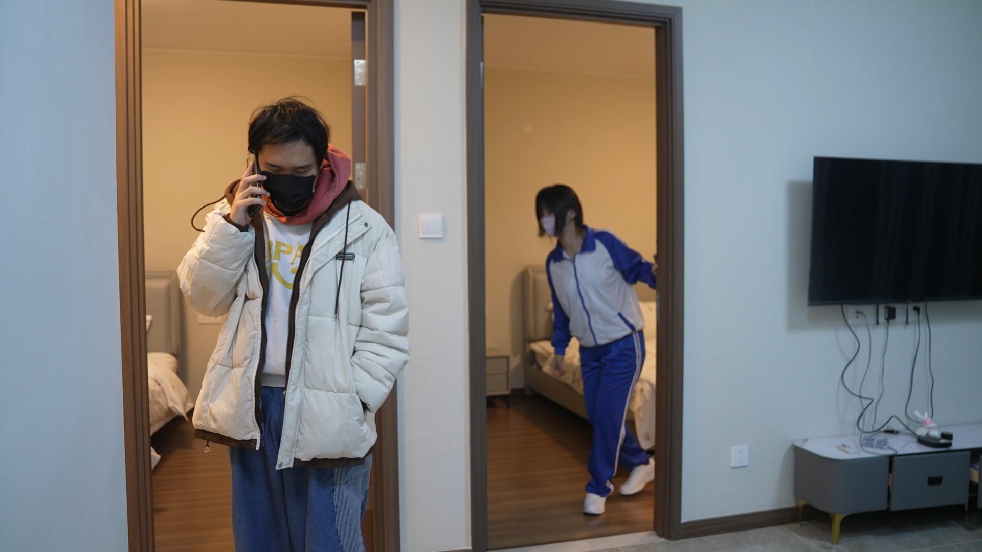 【小萌同学】女学生被跟踪入室玩弄