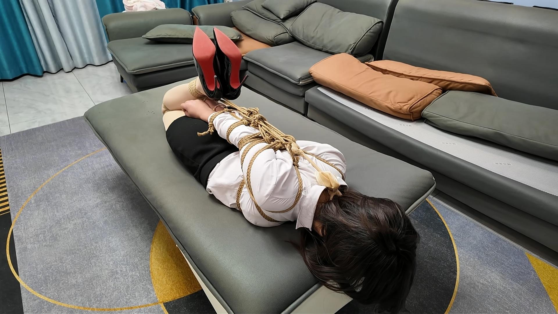 定拍晓琴之直臂驷马