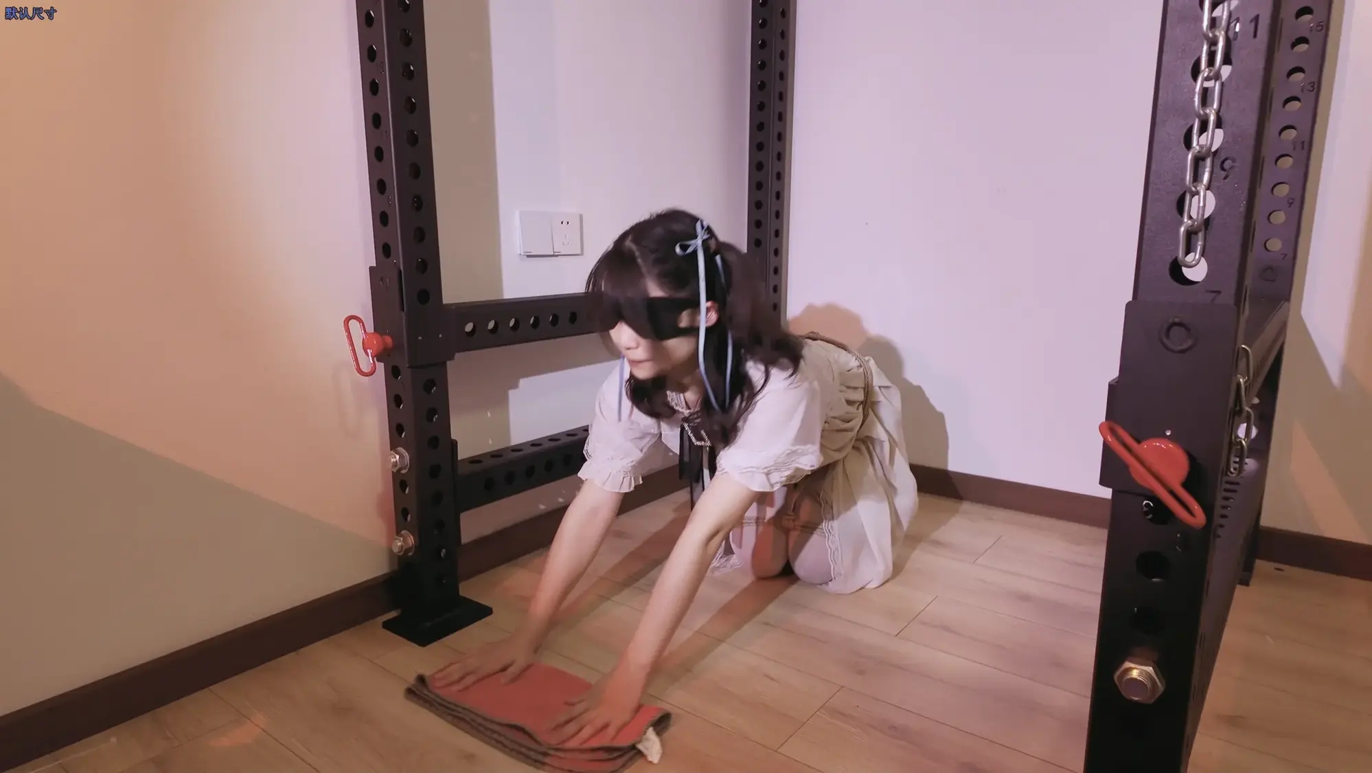 《萝莉女奴脱缚挑战》-海砂— 观音 白丝踮脚 勒脖吊缚挣脱挑战 失败后被放置