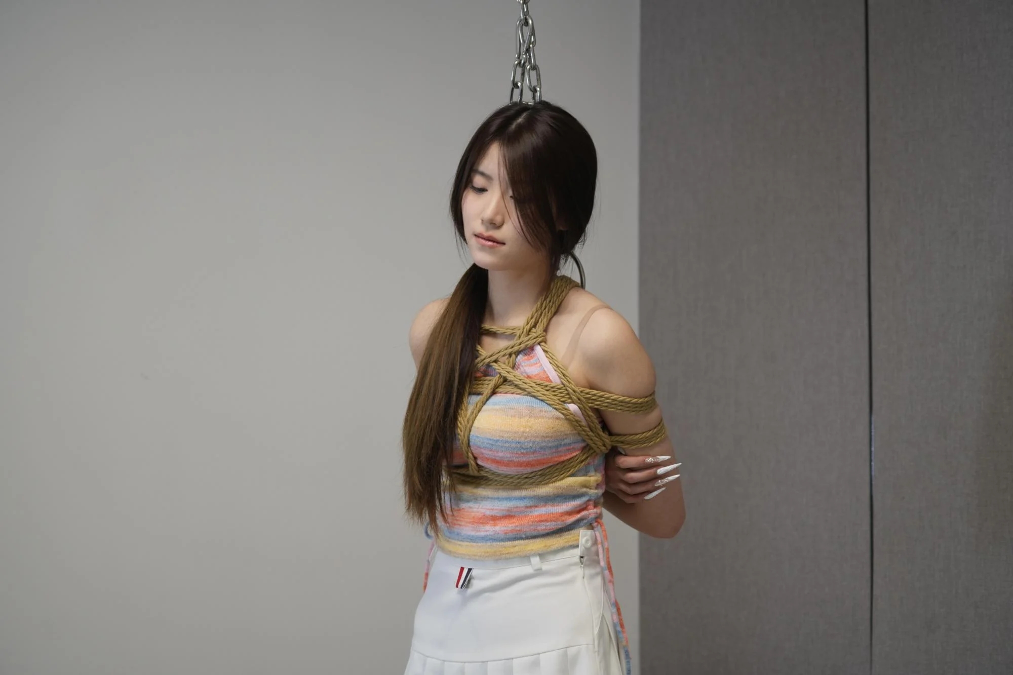 【灰太狼的羊】长发美女被绑后接入郊狼3.0,连续触发开关,持续电击站立不稳、双腿不停发抖【日式紧缚+郊狼3.0+扎带】 【灰太狼的羊】长发美女被绑后接入郊狼3.0,连续触发开关,持续电击站立不稳、双腿不停发抖【日式紧缚+郊狼3.0+扎带】