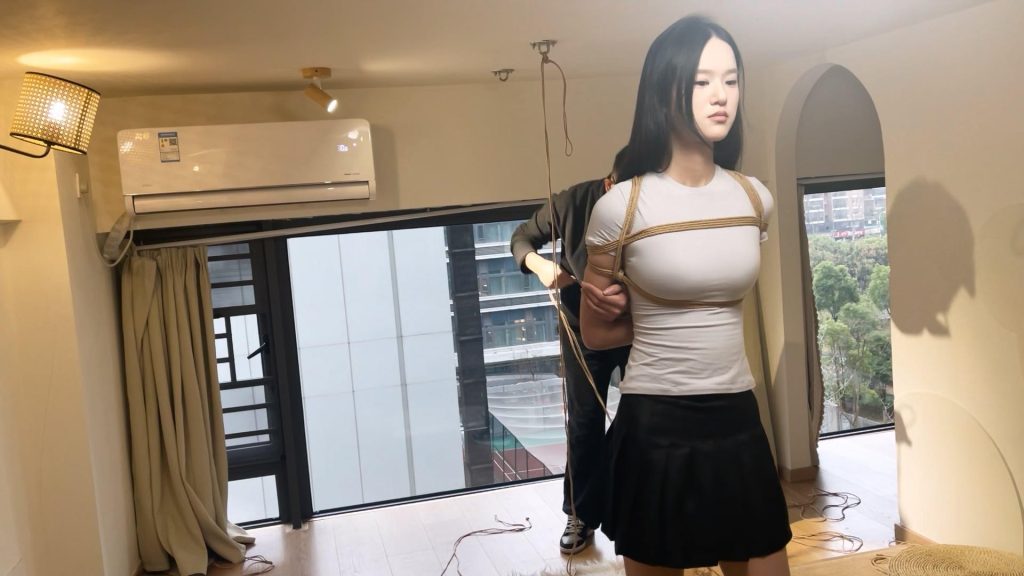 奥特曼定拍：超美新模YOYO日式跪缚放置 柠檬口塞