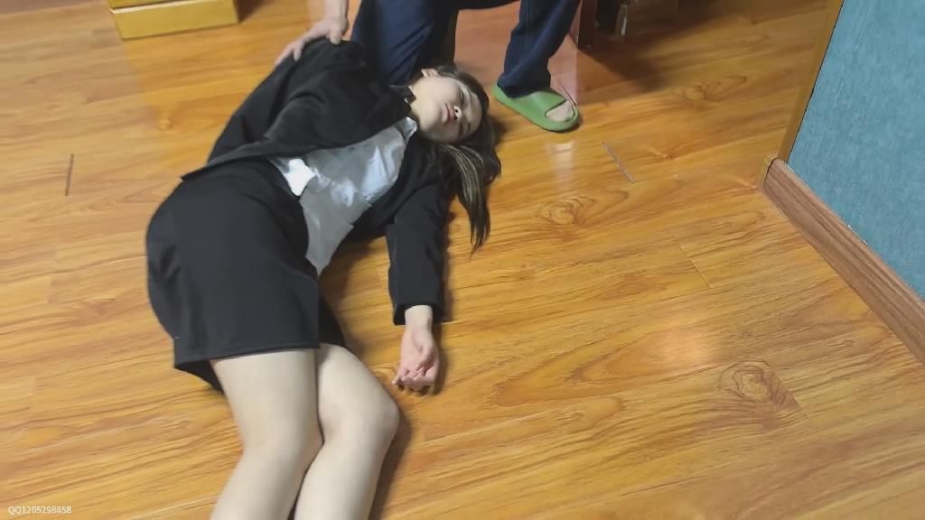 精致米圈定拍-女贼被抓调教