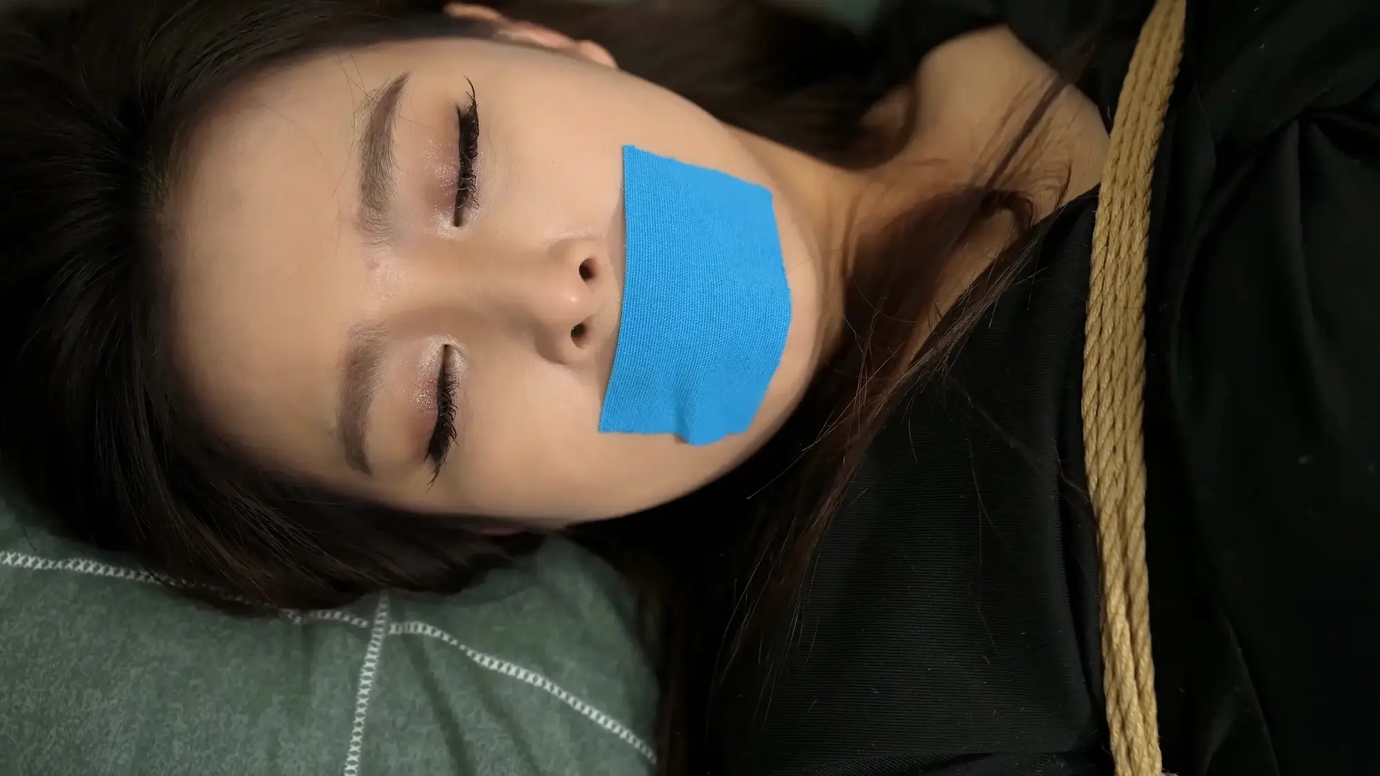 【定拍作品】狼窝里的老板娘（二）--紧缚堵嘴下还能睡着的雪碧主演