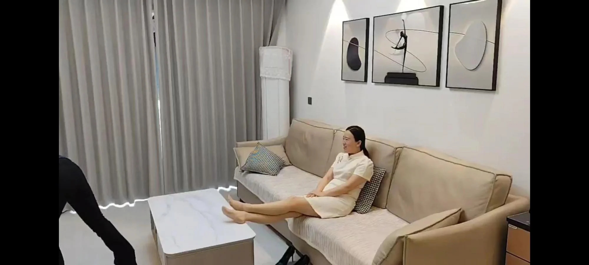 妹妹的秘密（手臂上的痕迹）