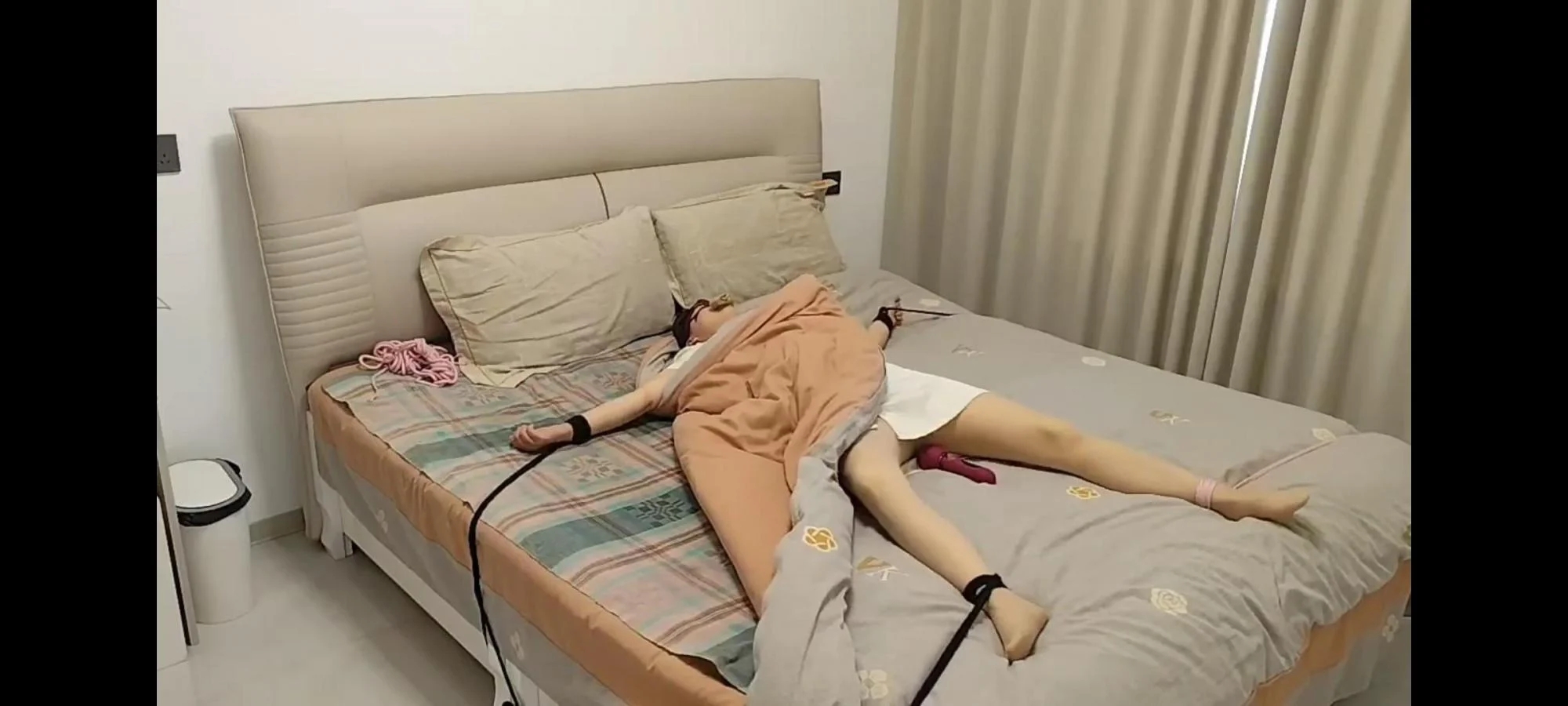妹妹的秘密（手臂上的痕迹）
