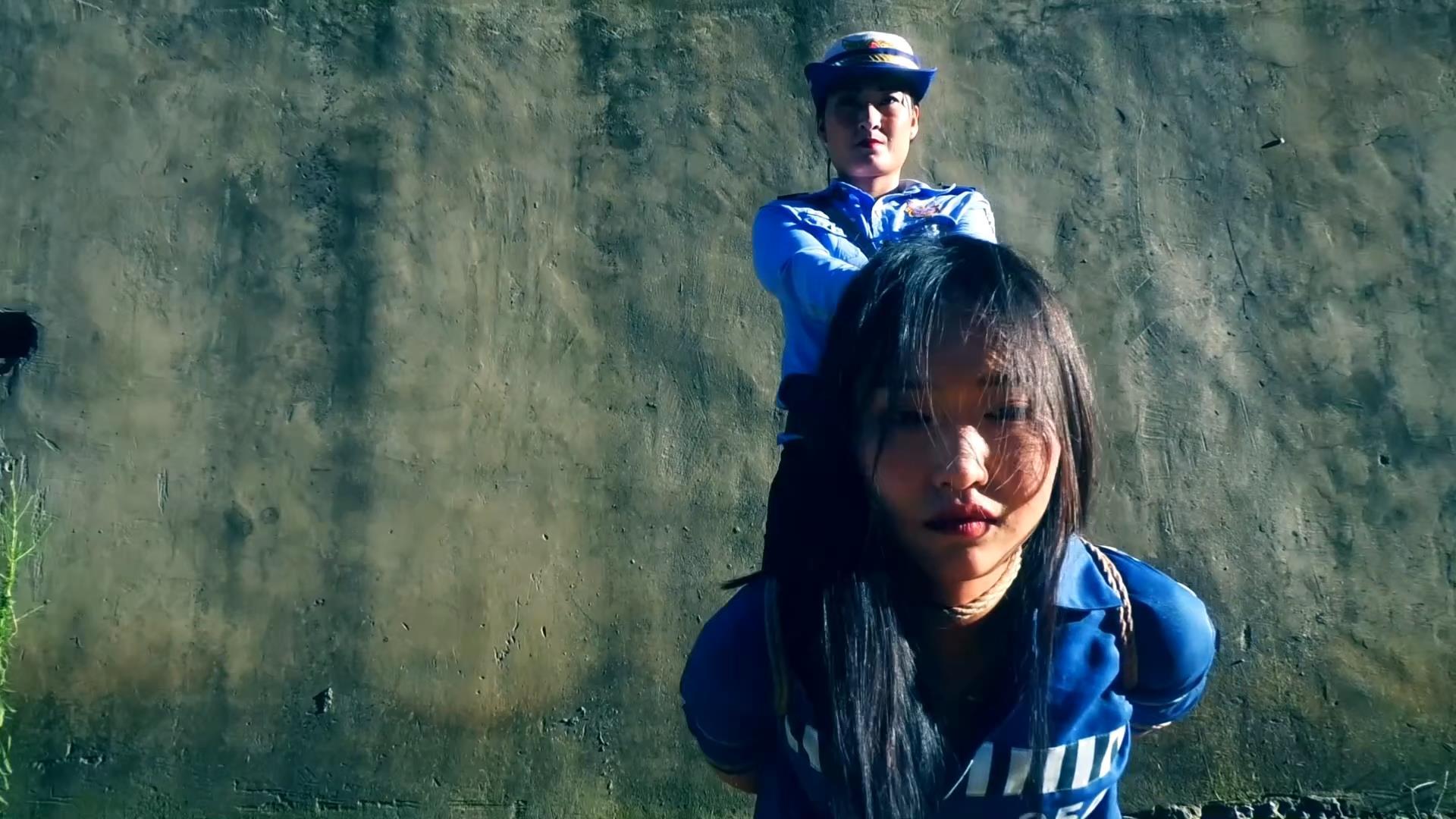 定拍转公映《致命的诱惑》下集 被反吊一夜后认罪伏法被判死刑上死铐五花大绑押赴刑场执行枪决