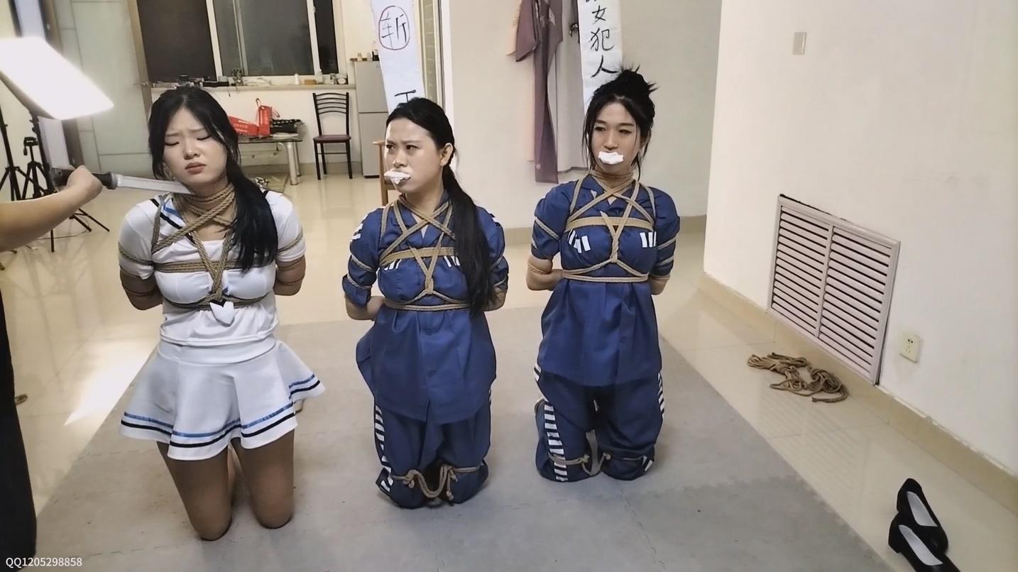 精致定拍《小学妹和女探员》