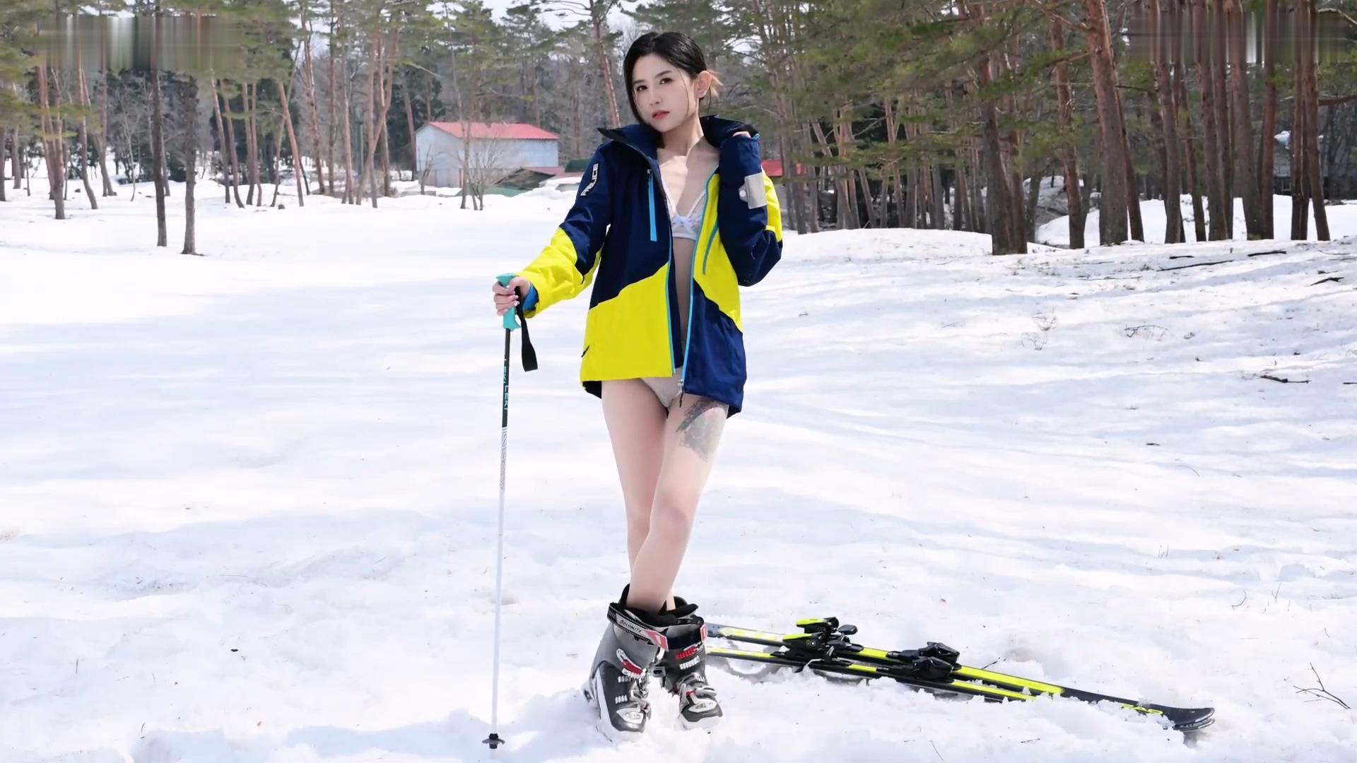 雪境蜕衣极度诱惑