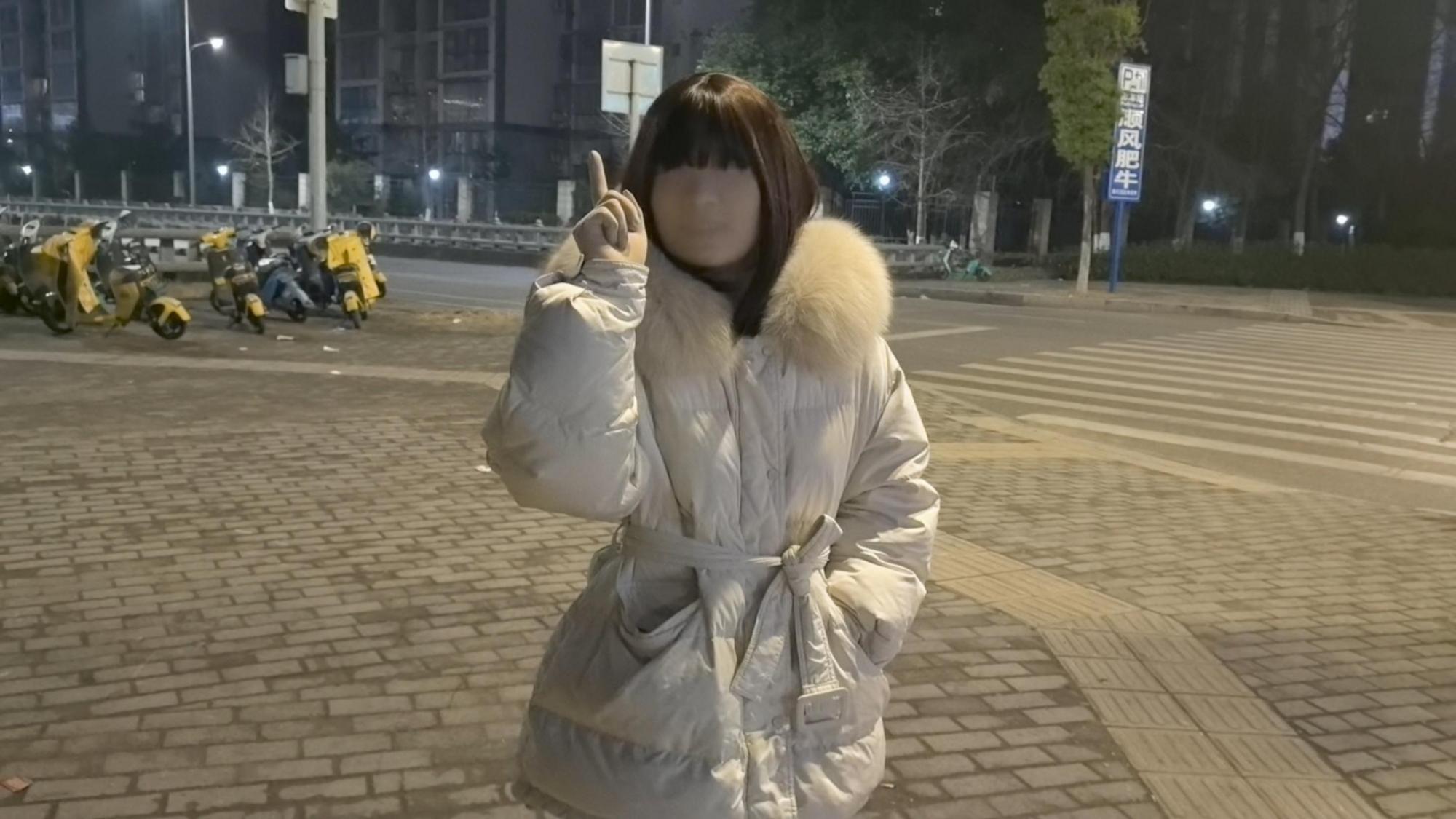 【ZENTAI定拍】客户定拍缝制全包十几个小时 外出逛夜市小吃街 紧张得我不敢说话她倒是