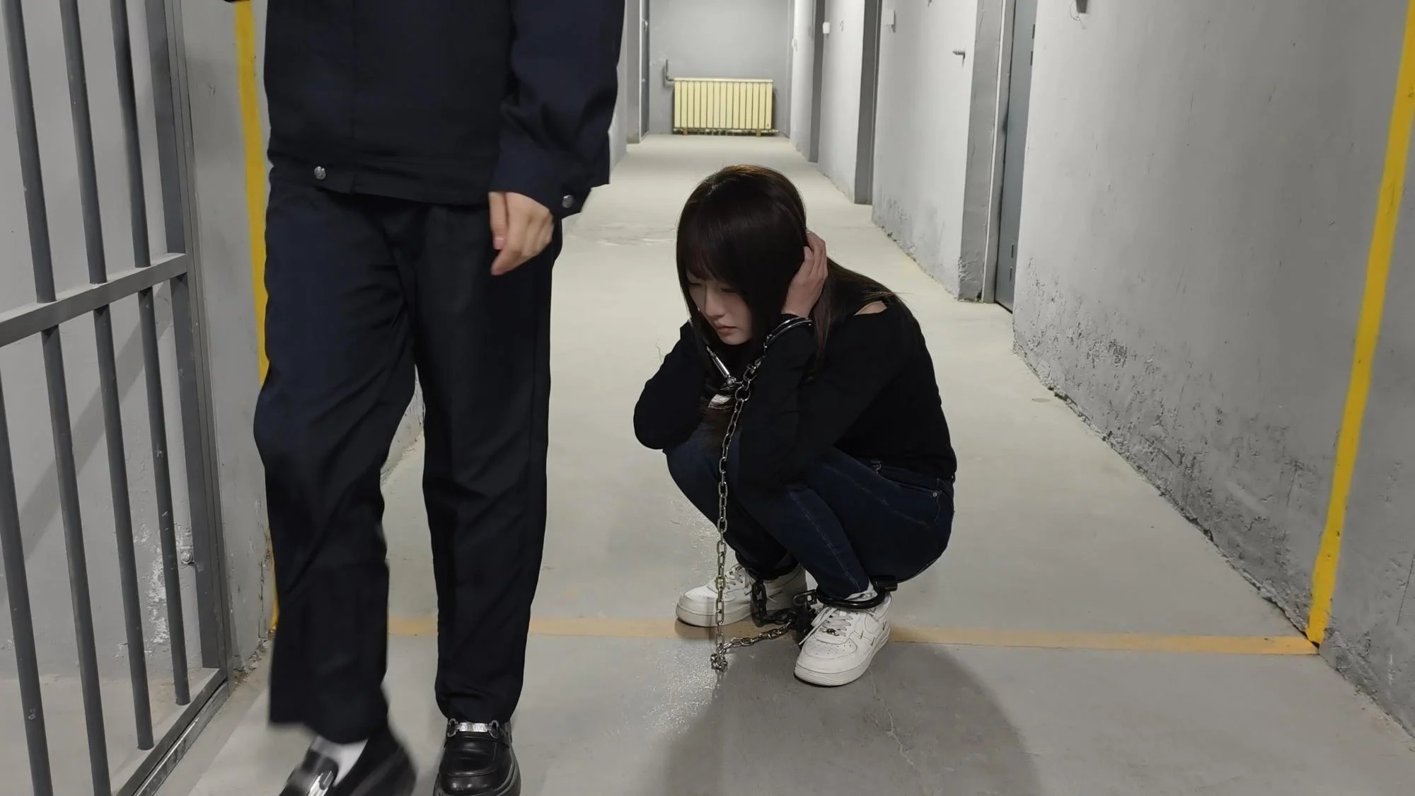 【鑫鑫工作室】正与邪较量（上集）李局接到报告，电竞园区三街出现目标人物，随即安排布控