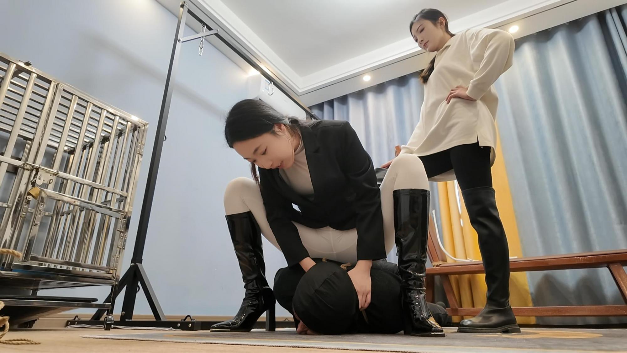 抓小偷之小韩姐妹花