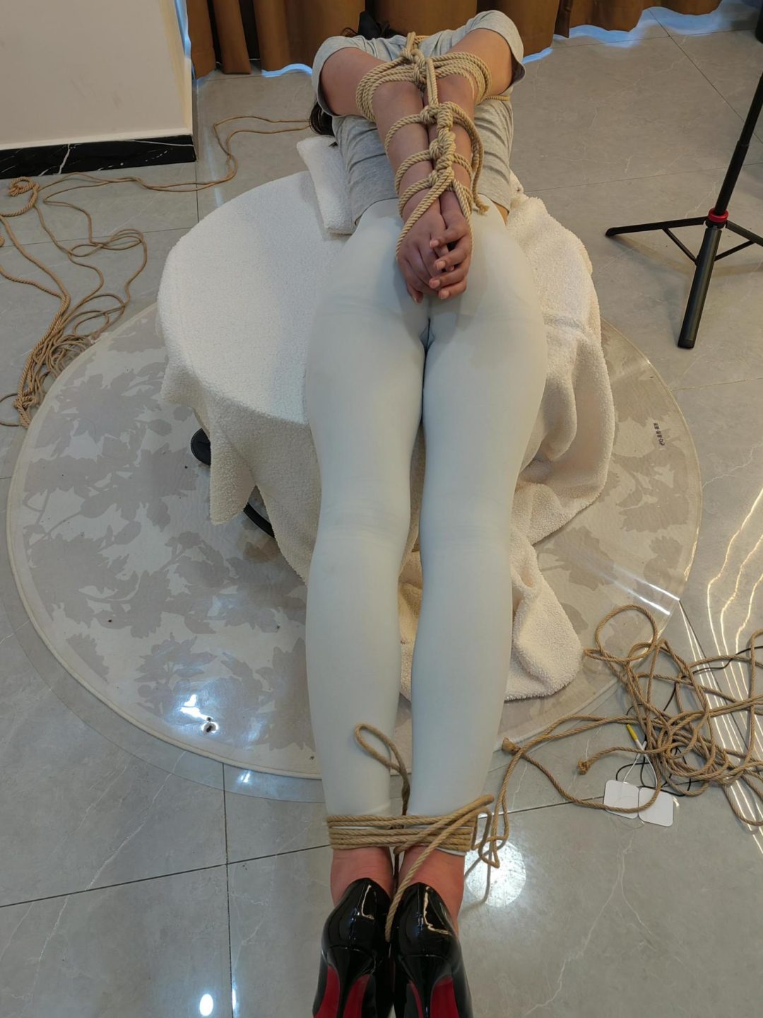 文慧直臂驷马，瑜伽服大长腿无敌，写实对话