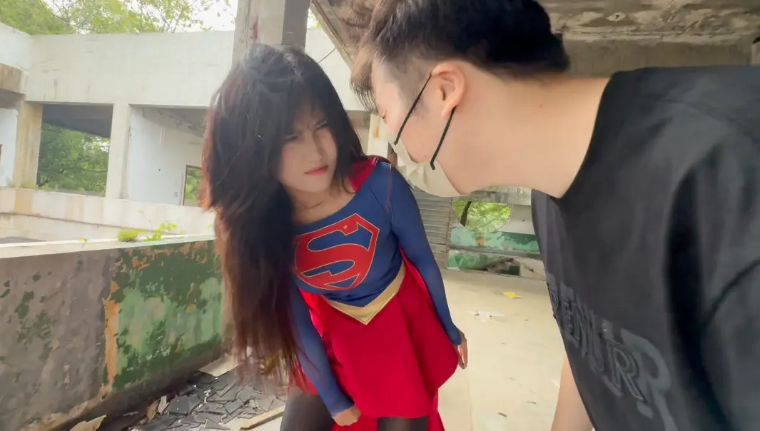 【定拍转公映】女超人的裆部弱点