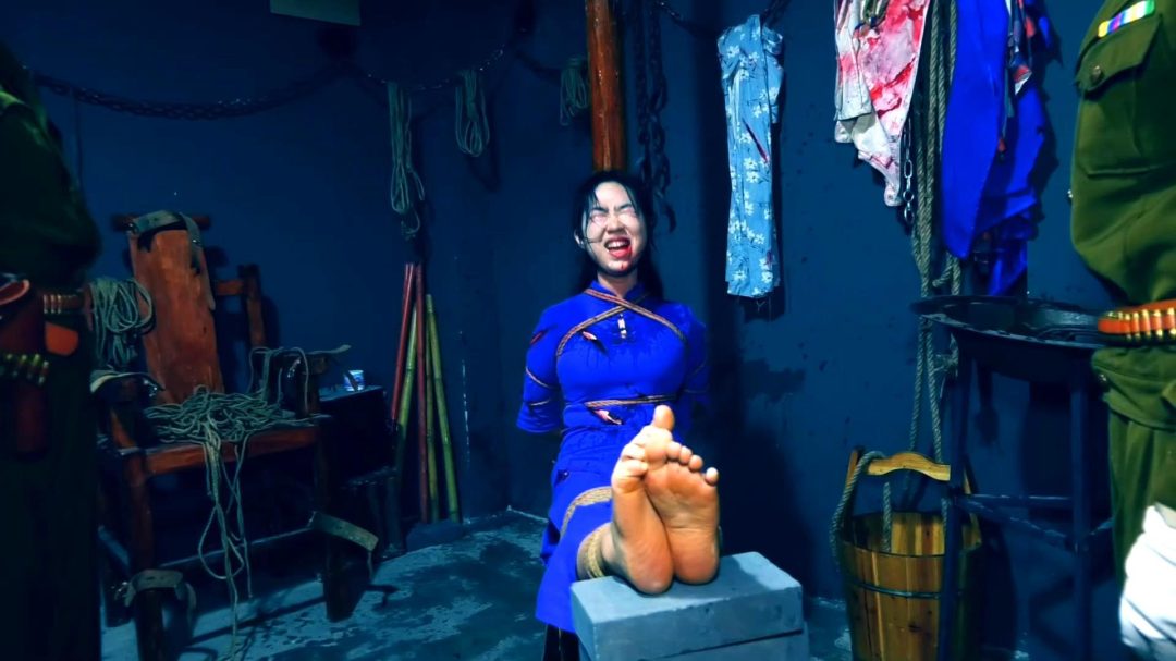定拍转公映《春雷行动》下集 刘涛被女特务吊缚鞭打坐老虎凳灌辣椒水野外刑场就义