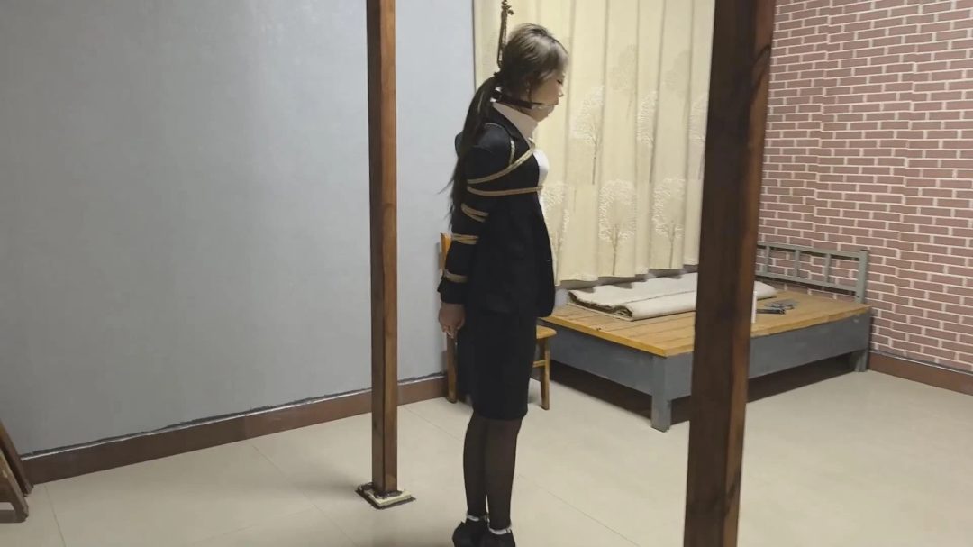 绳屋藏娇 定拍：超大口球极限直臂吊脖
