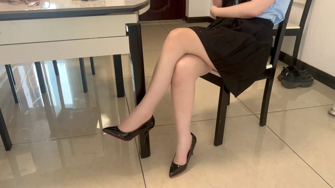 豆豆k【秘语工作室定拍】【办案反被制伏】