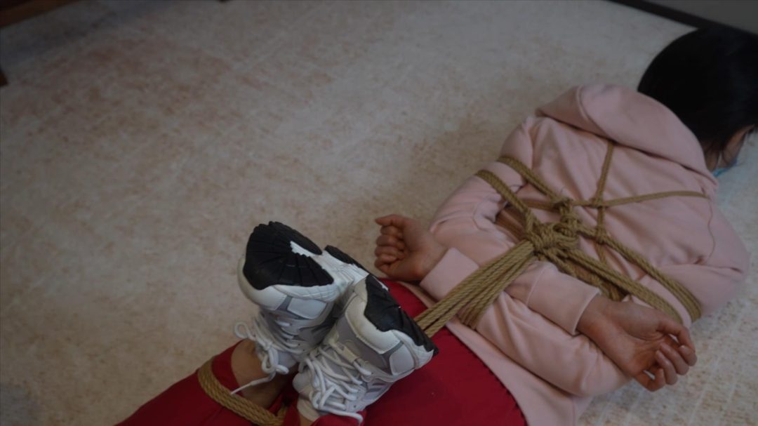象人定拍-以安-红色校服捆绑