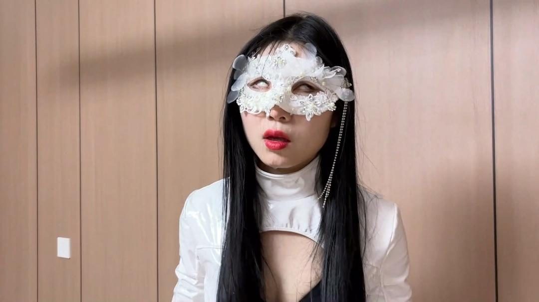女英雄研究所[吴晗] ​凌辱直播:圣洁女侠的陨落