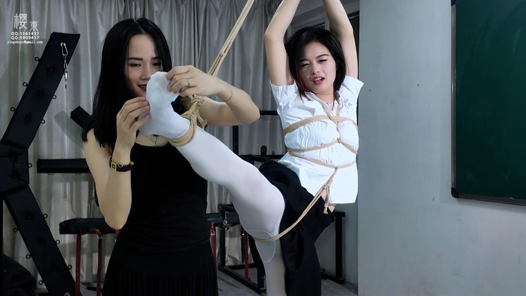 【樱束原创】《绳艺初体验的羞涩》小雨初次体验绳艺奥妙害怕里又藏着害羞!疼别怕痒的她痒的受不住却只能忍着! 【樱束原创】《绳艺初体验的羞涩》小雨初次体验绳艺奥妙害怕里又藏着害羞!疼别怕痒的她痒的受不住却只能忍着!