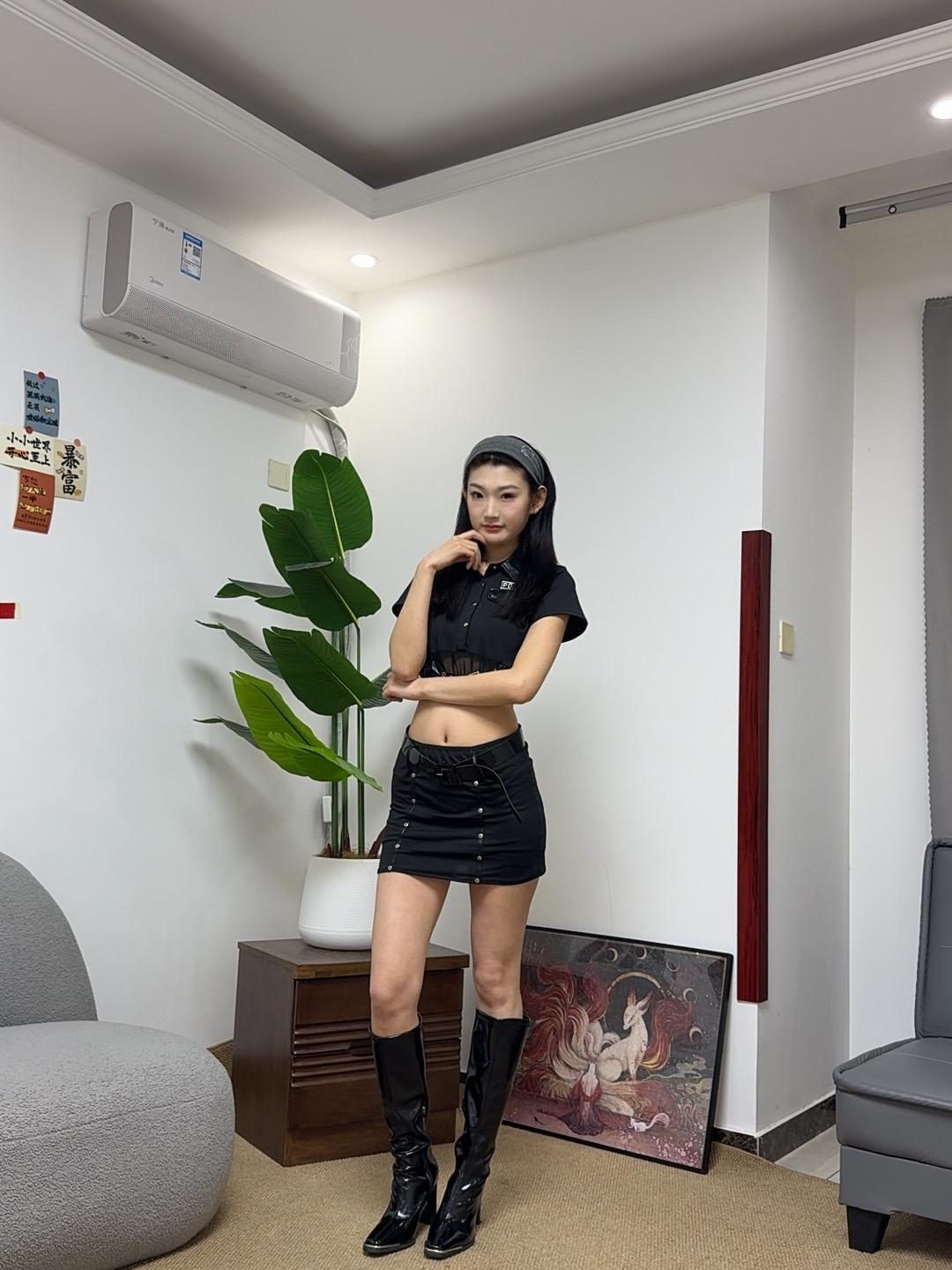 金宝工作室 新人推荐：LuLu 雪糕 七七 奶贝 兮兮 只只 剧情简介：木子 雨林 小白出演