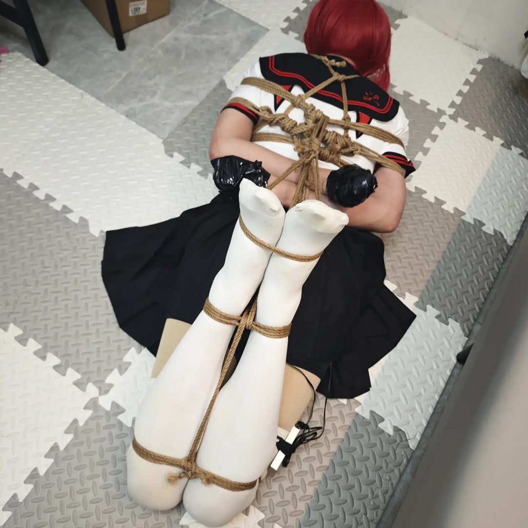 【追风】小男娘驷马紧缚+高档位电击调教+挠脚心