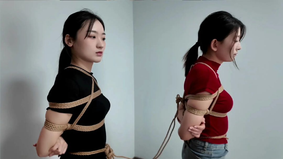 李大侠工作室定制 晓琴&晓漾姐妹花绳艺馆初体验—捆绑参观+镣铐行走+驷马挣扎+刑房老虎凳