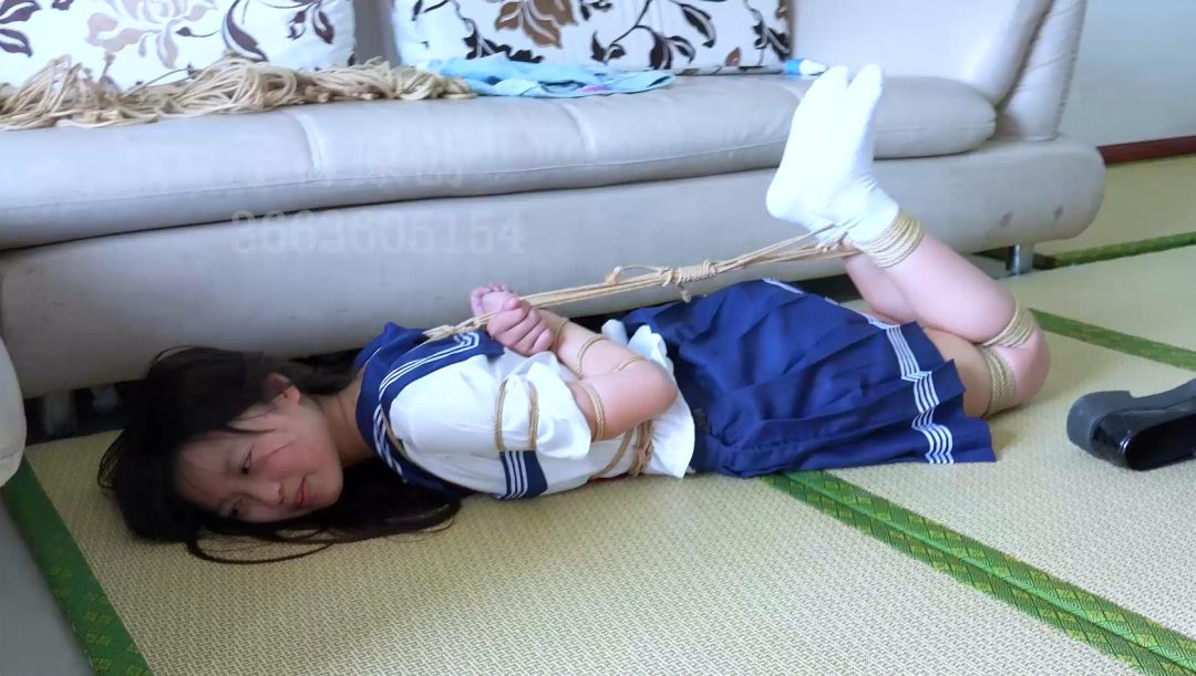 新模试镜 抓到一个超级害羞的女孩