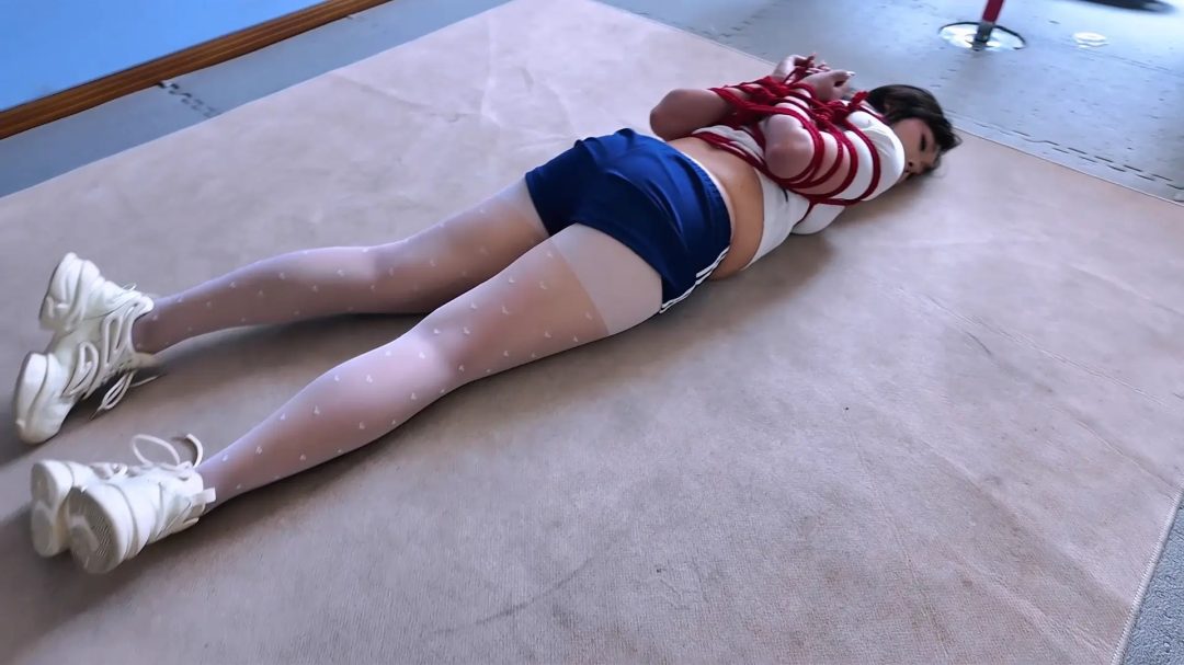 初心定制 民舞女孩冰冰绳艺体验纪实②（被K哭+访谈）
