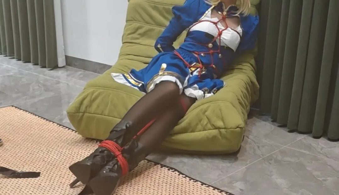 星铁Saber联动COS定拍