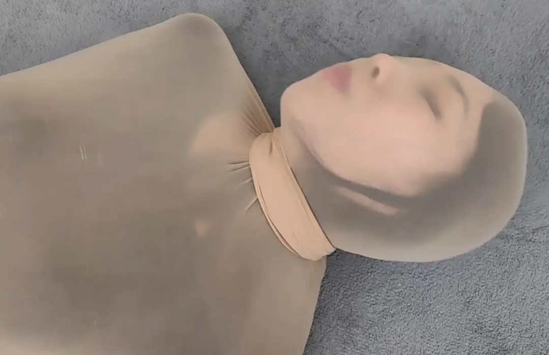 诺米 上门的黑衣女技师 按摩 丝袜全包玩弄