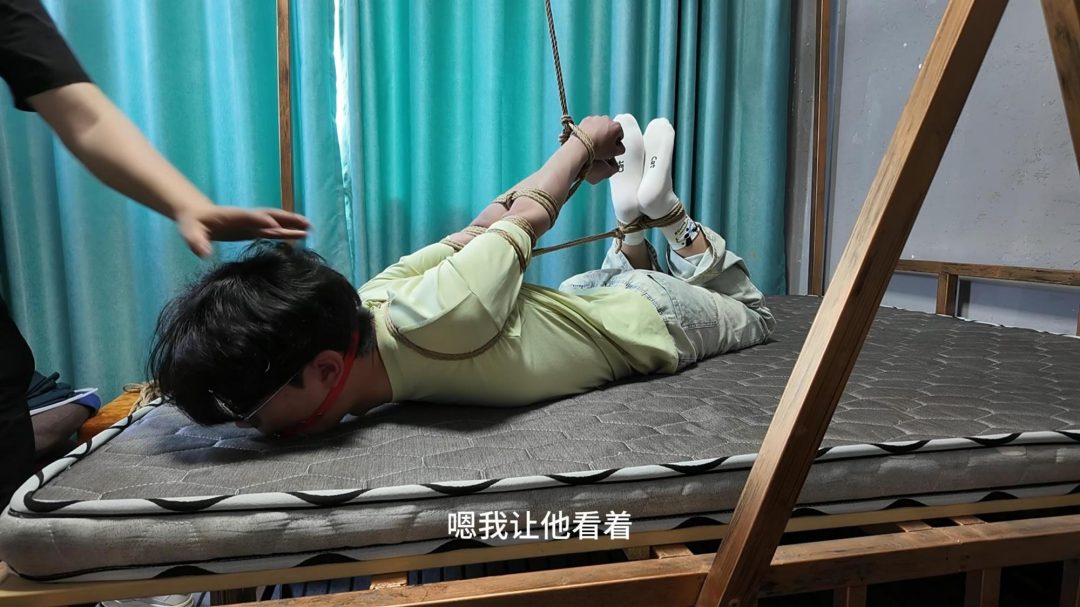母子捆绑游戏之遇险下集