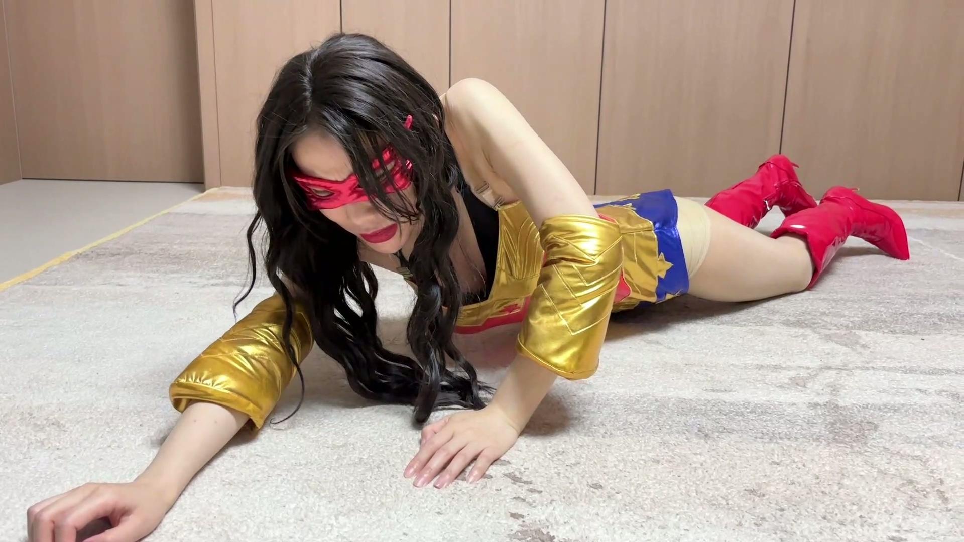 女英雄研究所 [柳洋]大腿受伤的神奇女侠战死