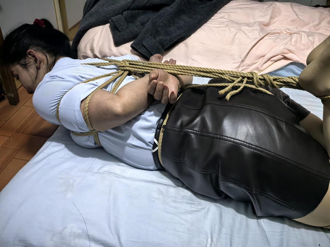 女贼小朵的定拍转公映