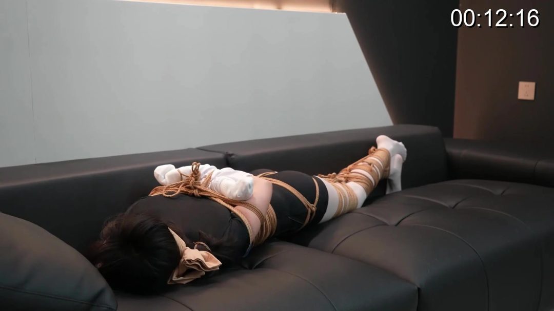 【嗷嗷】【原创】复杂结构，古典派日式紧缚，细麻绳紧密束缚