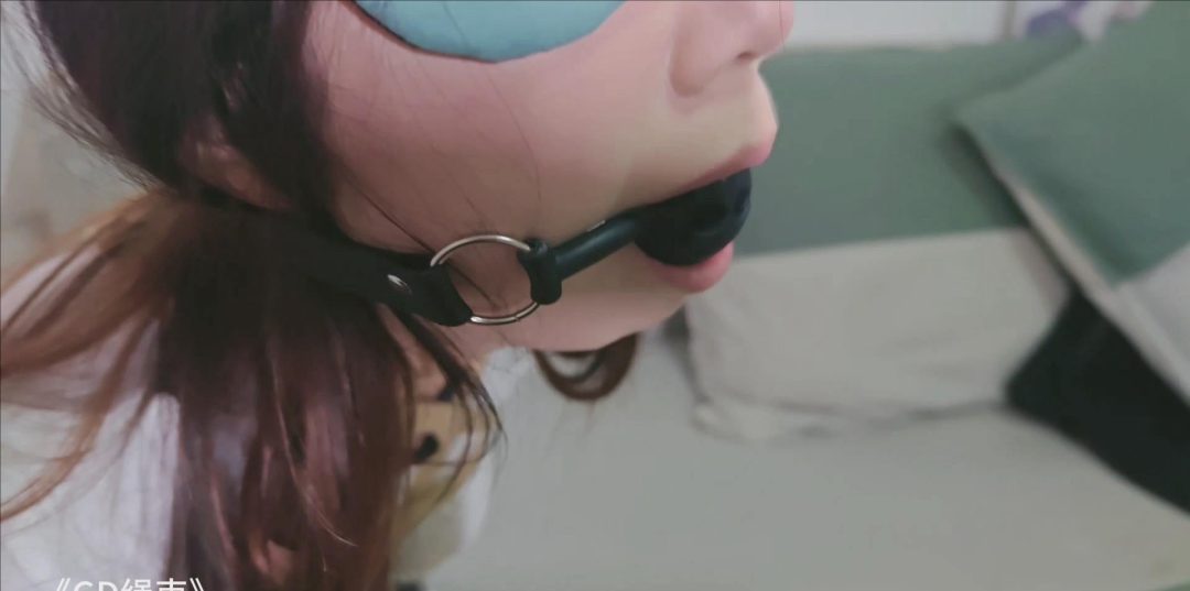 《GD绳束》（客户定拍）模特桃桃 真空穿水手服紧缚 第一次戴上口球 滴蜡 后面有小彩蛋