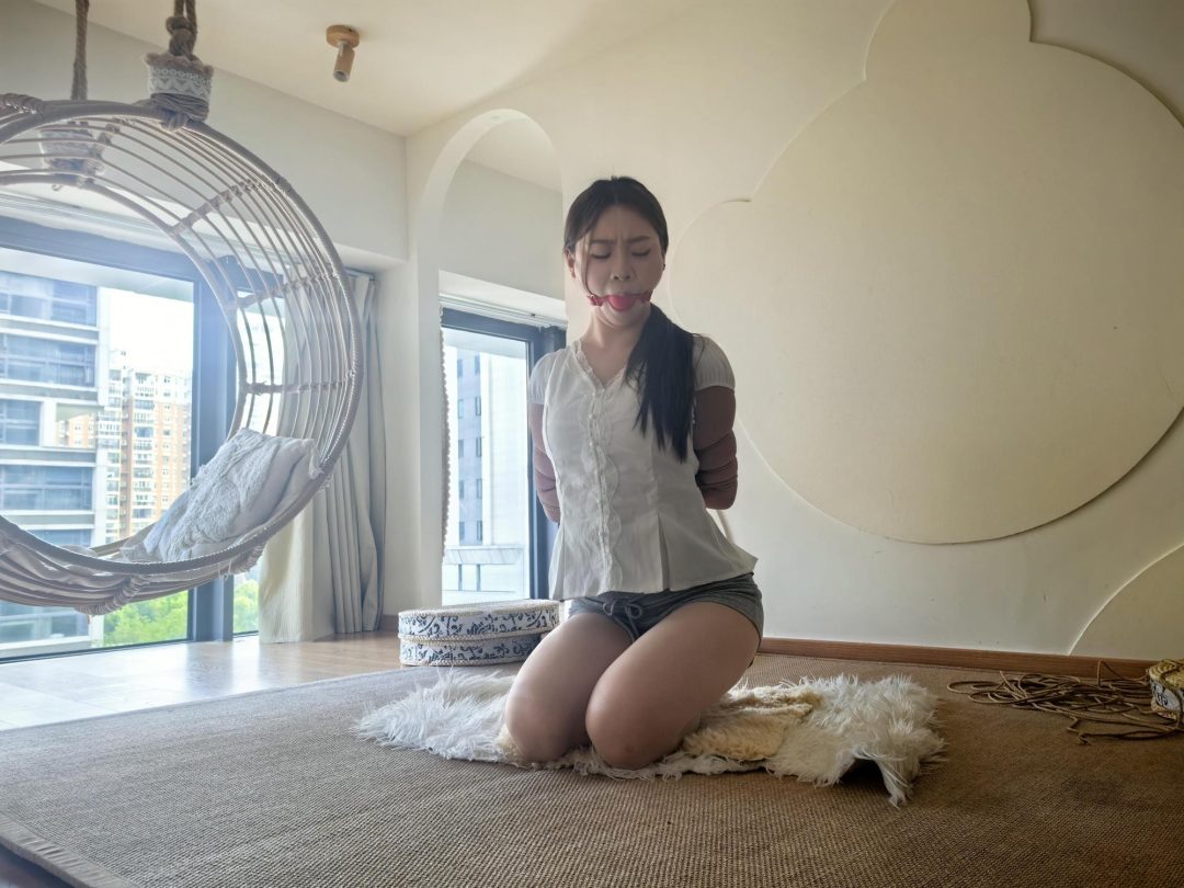 绳艺日常：从未被绑的三个新妹子，沉浸式体验，合集分享