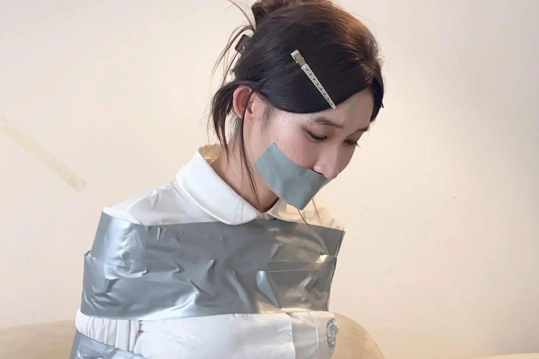 【缚艺录】【小伟】新模的胶带捆绑体验